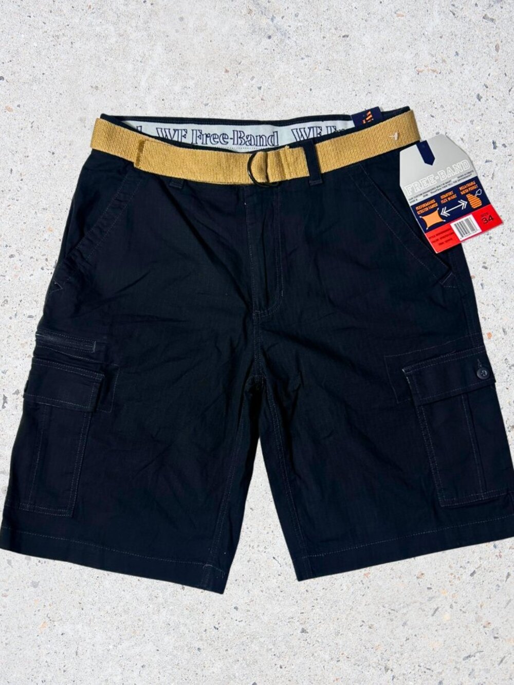 WearFirst Men's Stretch Cargo Shorts Size 34 Black NWT Belted